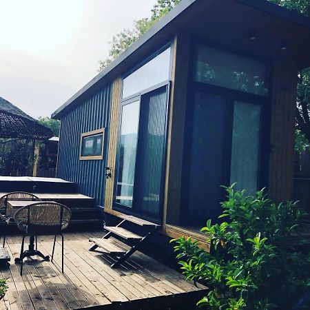 Tiny House Kayakoey Kumquat Hotel Екстериор снимка